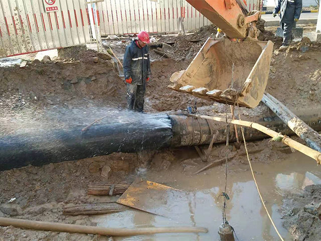 �ܵ�������©